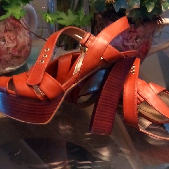 Guess thick heels - Picture 3 of 4